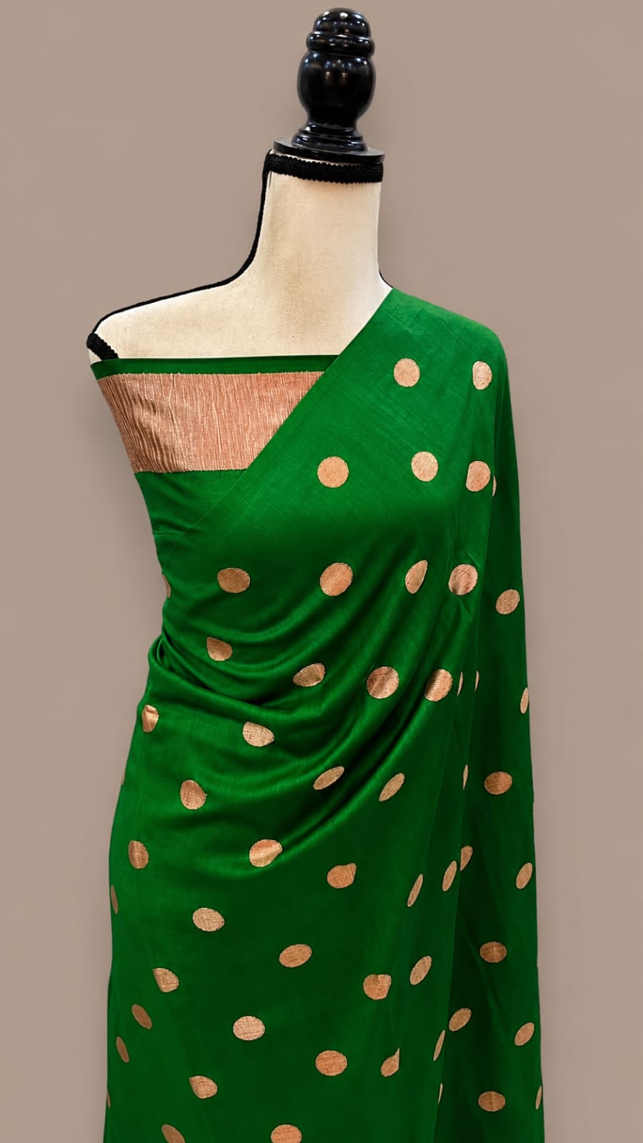 Banarasi Silk Saree with Zari Booti