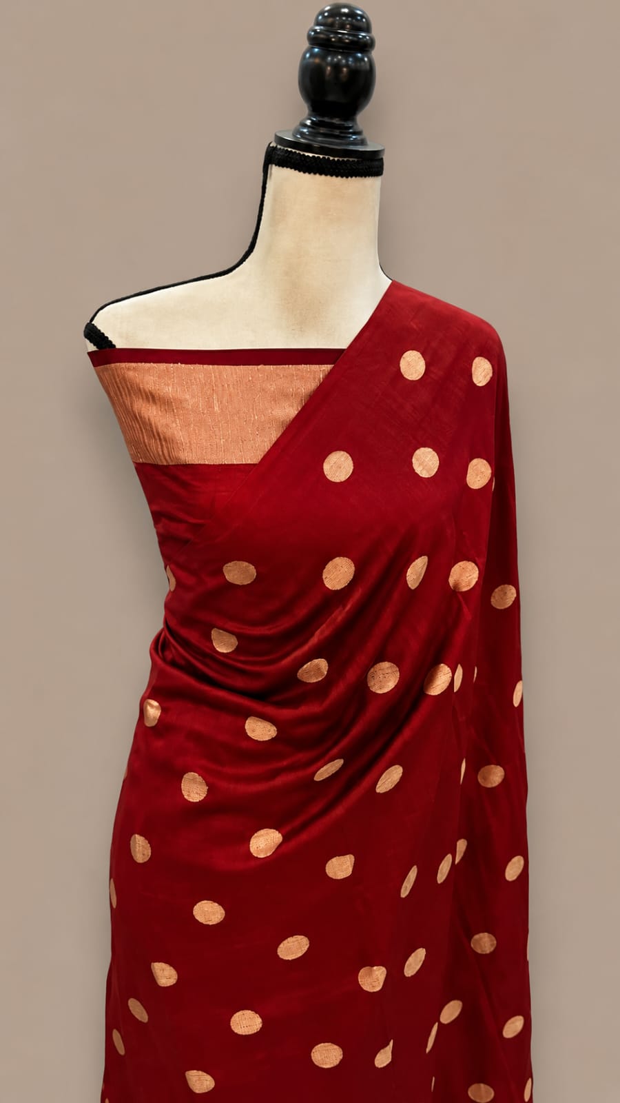 Banarasi Silk Saree with Zari Booti