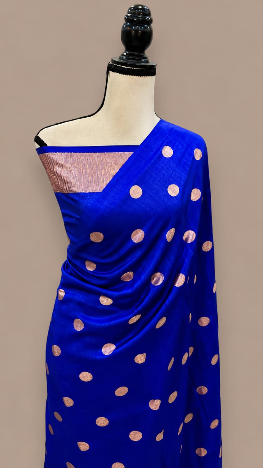 Banarasi Silk Saree with Zari Booti