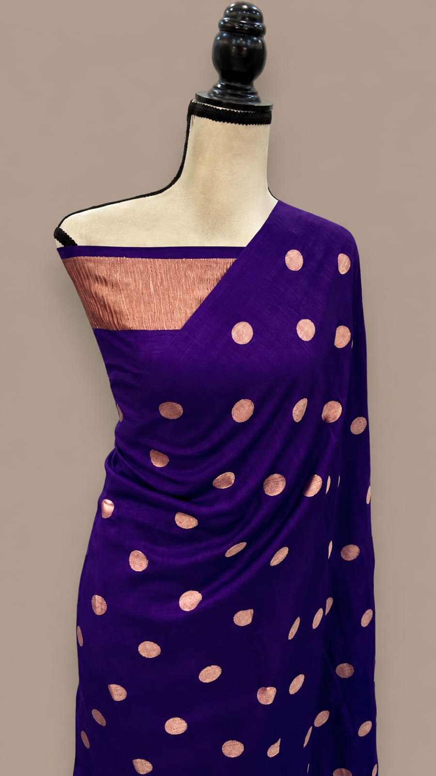 Banarasi Silk Saree with Zari Booti