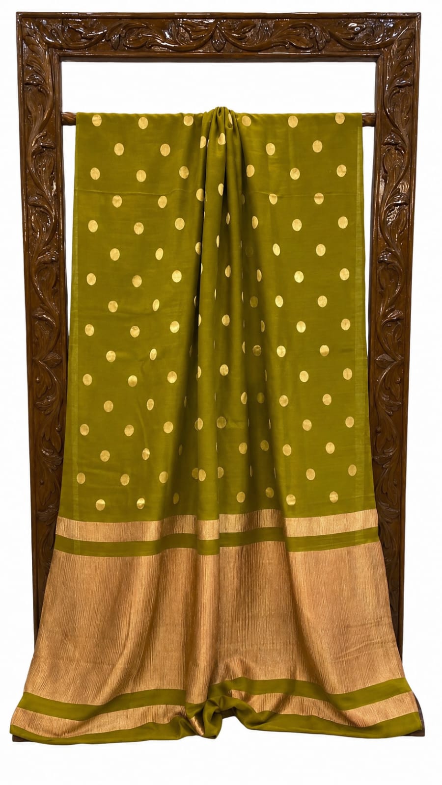 Banarasi Silk Saree with Zari Booti