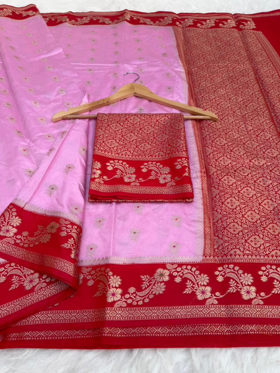 Design Meena Booti Dyeable saree