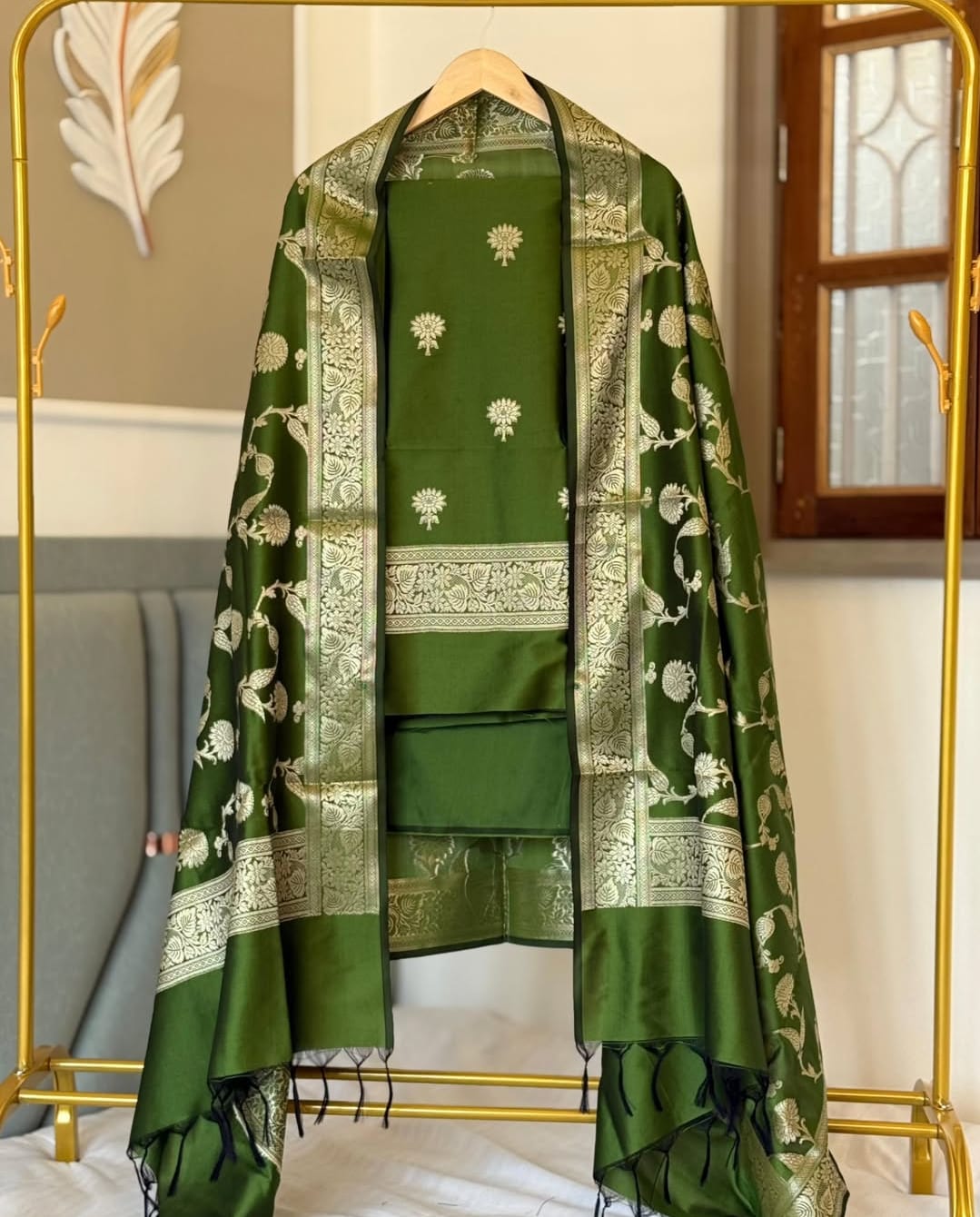 Banarsi silk wedding & पार्शिवियर suit
