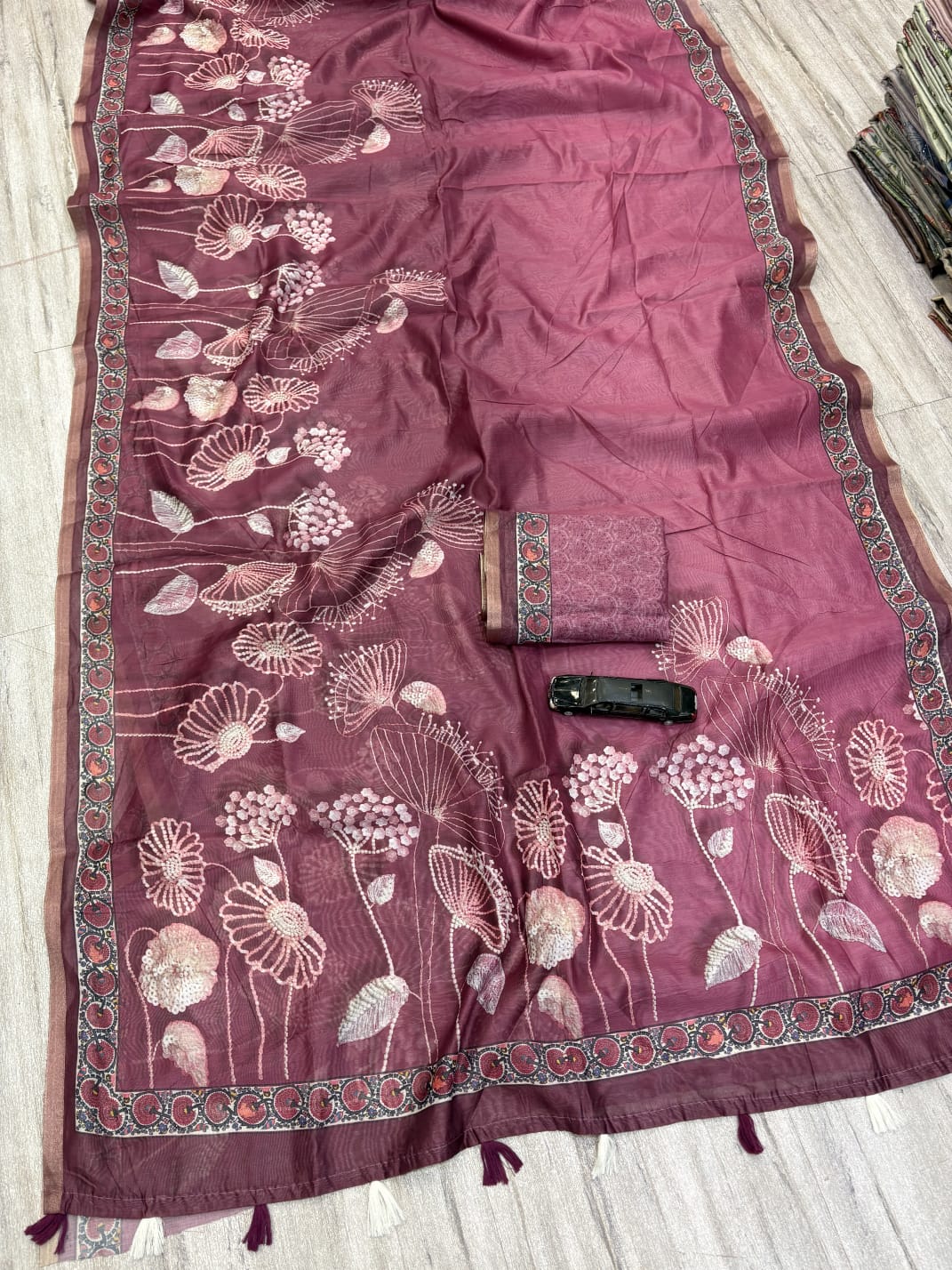 Cotton slub fancy print saree
