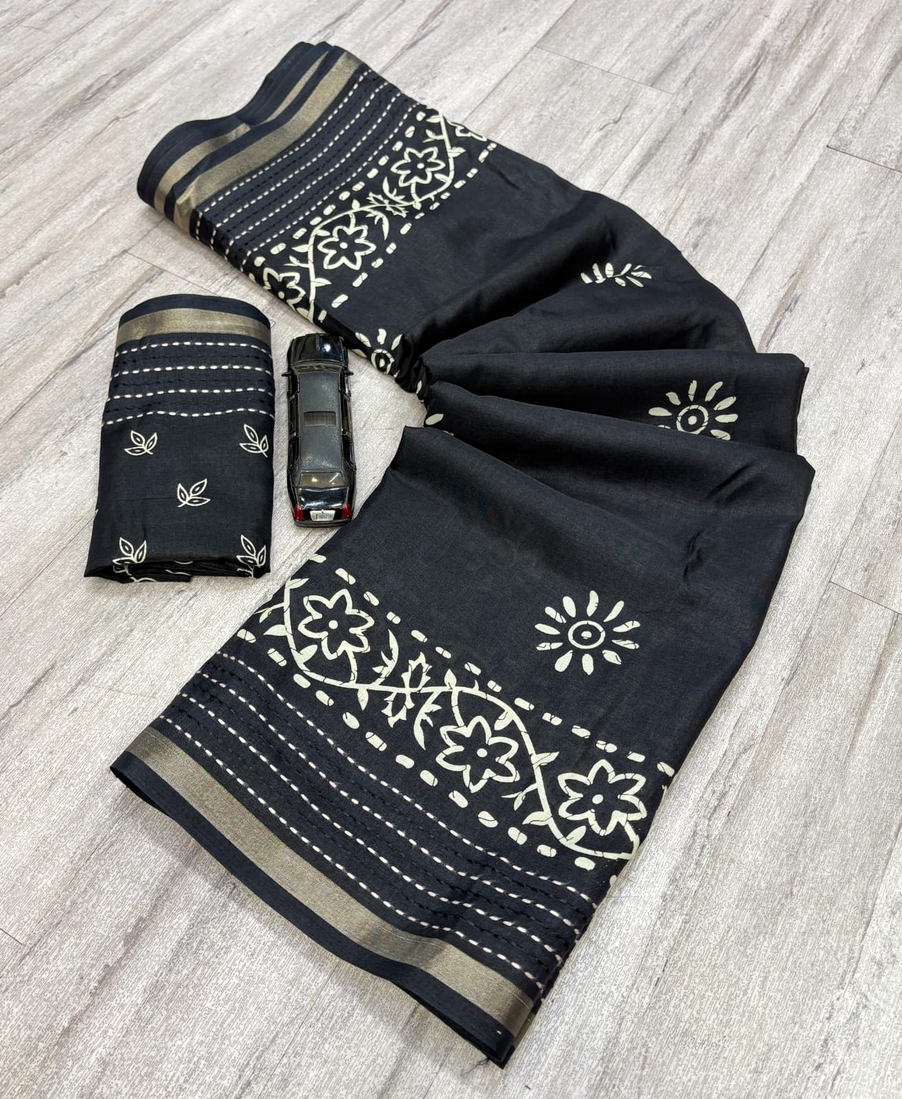 Printed saree with katha work